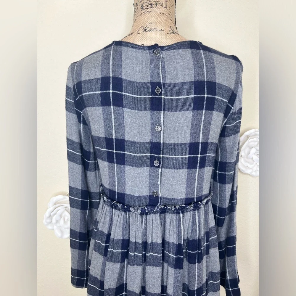 Philosophy Grey Navy & White Plaid Flannel Blouse Size Extra Small